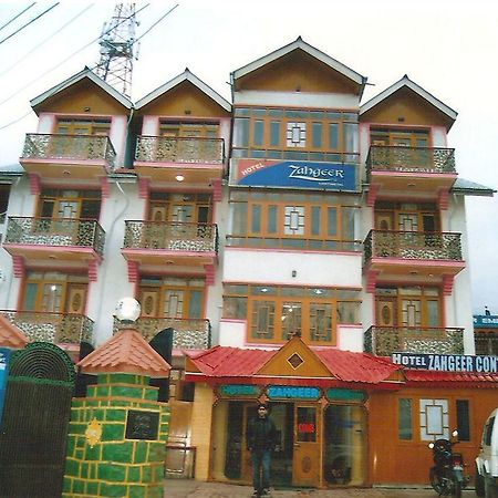 Hotel Zahgeer Continental - Srinagar Exteriör bild